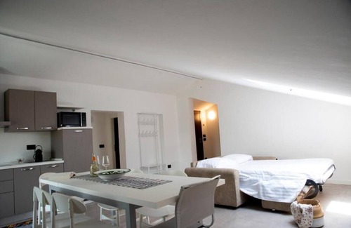 Bordonchio Apartment | Cozy Two-Room Apartment Amerigo with Family-Friendly Amenities