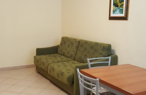 Viserbella Apartment | Cozy Two-Room Apartment Suite Steps from the Sea in Viserba