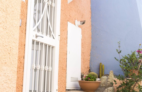 Succhivo Apartment | Oceanfront Two-Room Apartment in Forio d'Ischia