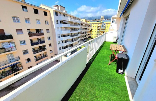 Menton Apartment | Two-room apartment with Large Terrace
