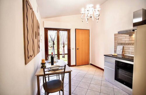Terni Apartment | Two-room apartment with private garden 4 km from Marmore Falls.
