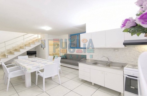 Posto Rosso House | Beachfront Two-Room Blue House Apartment in Red Place