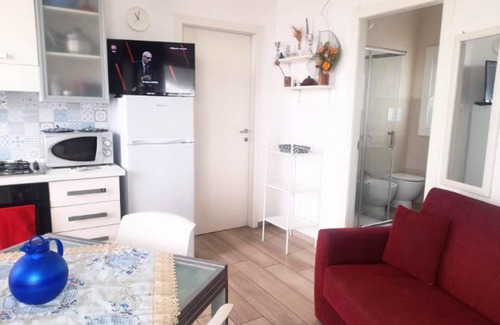 Fondo Morte Apartment | Two-Room Apartment with Sea View Terrace Steps from the Beach