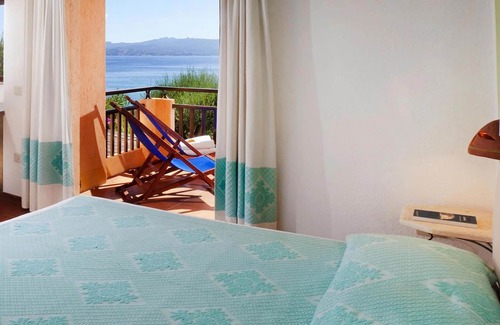 Capo d'Orso Apartment | Two-room flat with sea view Residence Il Mirto in Palau