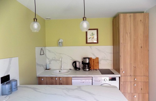 Orleans Apartment | Exceptional Orleans Apartment: 2 Rooms with Pool & Breakfast