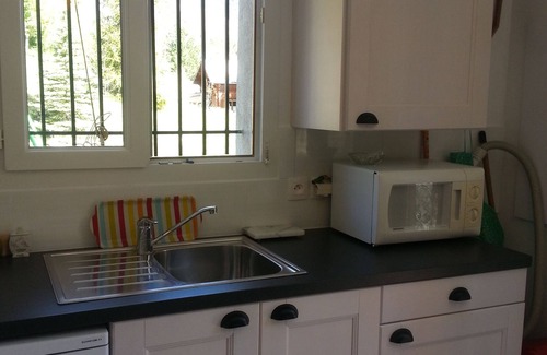 Villars-Colmars Apartment | Modern Rooms for 2-4 Guests with Lake View & Breakfast