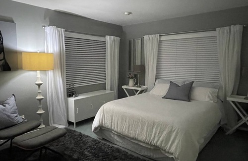 Torbay Bed & Breakfast | Relax in Two Rooms Amid a Tropical Garden Oasis
