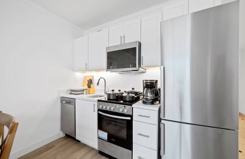 Atlantic City Apartment | Two Cozy Suites on the Boardwalk with Pool & Breakfast