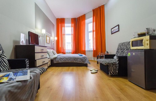 Vladimirskiy House | Budget-Friendly Stays at Two Sisters на Фонтанке