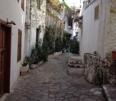 Marmaris City Center Villa | Charming Retreat at Two Stone Homes Metis - Pet Friendly Haven