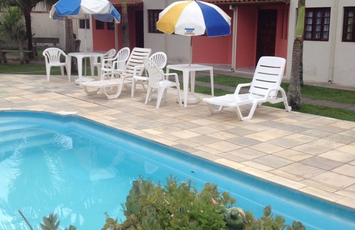 Martim de Sa House | Beautiful Two-Storey Retreat Near Martin de Sá Beach