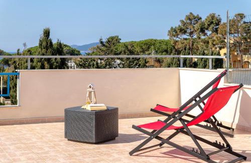Lido Apartment | Relaxing Terrace with Sea View and BBQ for Families
