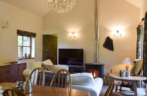 Crymych House | Pet-Friendly Retreat at Ty Bach for Family Getaways