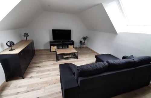 Melgven Apartment | Ty Bara: Family-Friendly Stay Near Beaches and Free Wi-Fi