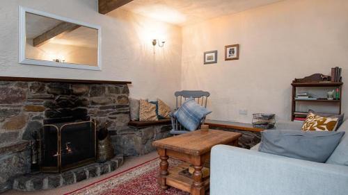 Gwynedd- Snowdonia House | Pet-Friendly Getaway at Ty Bont - Rated 8.2/10 by Guests