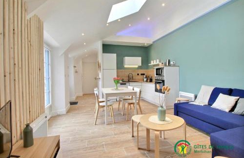 Theix-Noyalo House | Discover Ty Brestivan: Family-Friendly Retreat with Pool