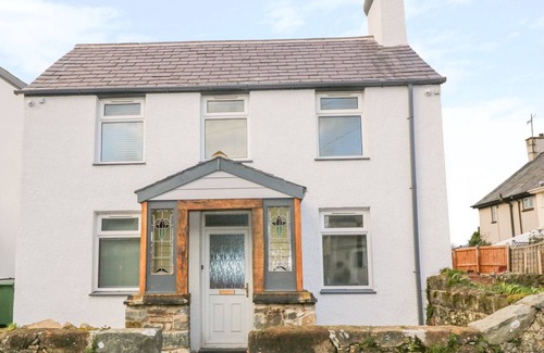 Rhyd-y-clafdy Cottage | Scenic Oceanfront Retreat at Ty Capel - Pet Friendly Stay