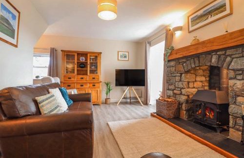 Dyffryn Ardudwy House | Discover Ty Cerrig: 4-Star, Pet & Child Friendly Retreat