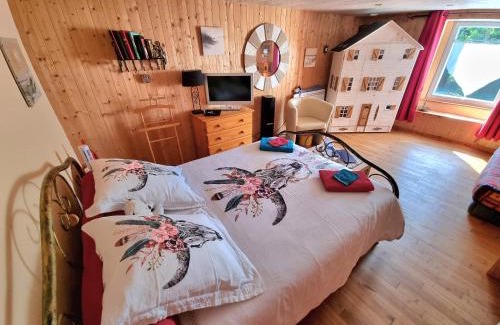 Plumeliau House | Ocean View Retreat at Ty Cosy - Guest Rated 10/10