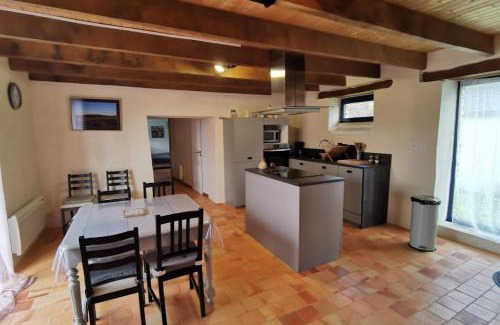 Pleyben House | Oceanfront Retreat at Ty Coz Kreisker - Rated 9.3/10