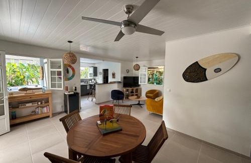Le Diamant House | Ty Free Dom: Cozy Retreat with Heated Pool & Pet Friendly
