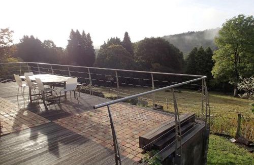 Bon Repos sur Blavet House | Pet-Friendly Getaway at TY GWENN with Family Amenities