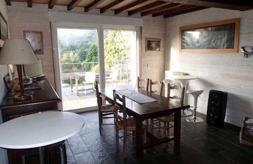 Bon Repos sur Blavet House | Pet-Friendly Getaway at TY GWENN with Family Amenities