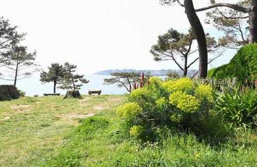 Kerfany-les-Pins Apartment | Ty Kerfany