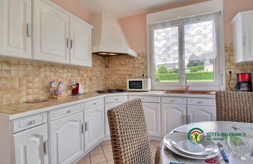 Pluvigner House | Explore Ty Lann - Pluvigner: Family-Friendly Gîte Retreat