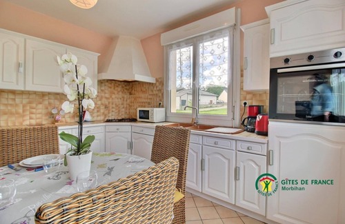 Pluvigner House | Explore Ty Lann - Pluvigner: Family-Friendly Gîte Retreat