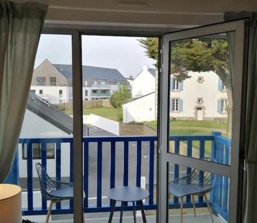 La Trinite-sur-Mer Apartment | Cozy Appartement T1 bis: Steps from Port & Beach