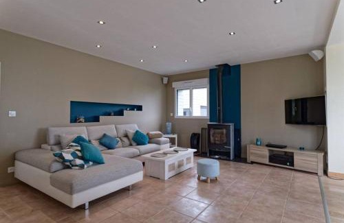 Ploubazlanec House | Discover Oceanfront Bliss at Ty Loum, a 4-Star Retreat
