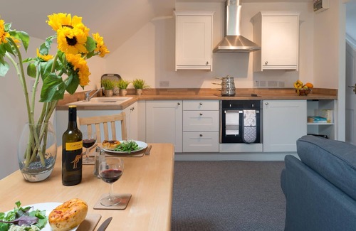 Ty Croes Cottage | Pet-Friendly Ty Mabon: Cozy First Floor Apartment in Aberffraw
