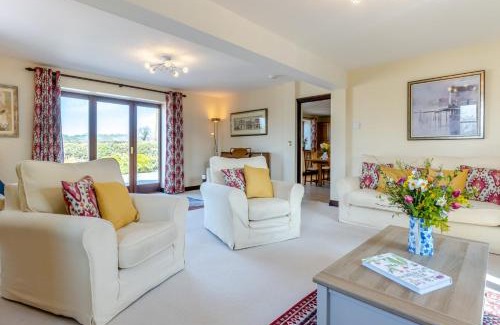 Llangorse House | Ty Mawr Coach House