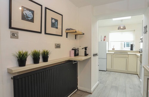 Menai Bridge Cottage | Experience TY MAWR: Pet Friendly Retreat with Garden