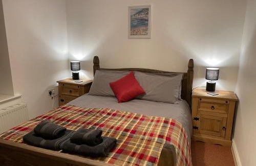 Nant Peris House | Discover Ty'n y Cwm: A Pet-Friendly 4-Star Retreat