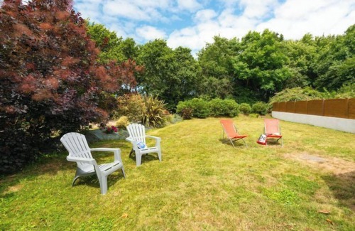 Pouldreuzic House | Top-Rated Ty Naïg by Interhome with Spa & Family Amenities