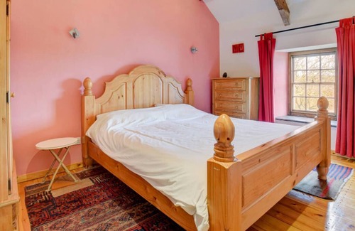 Haverfordwest House | Ty'r Castell in Haverfordwest