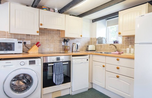 Trefasser House | Ty Uchaf Mill: Perfect Family Retreat in Pwll Deri