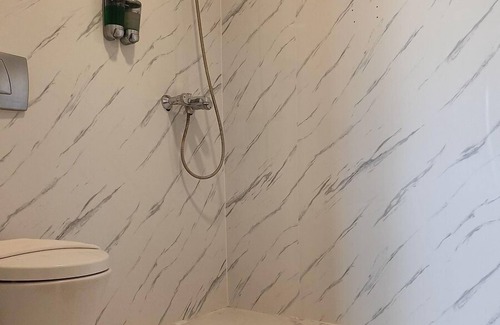 Klojen Hotel | Budget-Friendly Tychi Hotel with Pool and Family Amenities