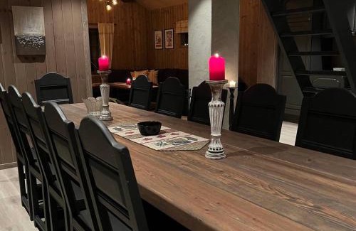 Tyinkrysset House | Pet-Friendly Tyinkrysset Panorama with Scenic Views