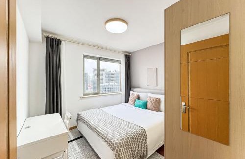 Changning Apartment | Tyms Shanghai Tianshan 2-bedroom with cooking Xintiandi Riverside Garden Entire rental Bingu Plaza The Bund People's Square Line 2 Loushanguan Subway Station