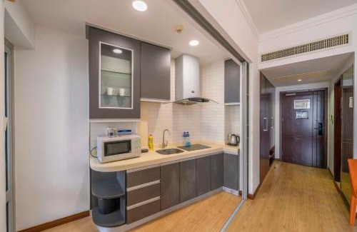Wantiguan Apartment | Tyms Stylish 1BR APT Xujiahui Jiahui International