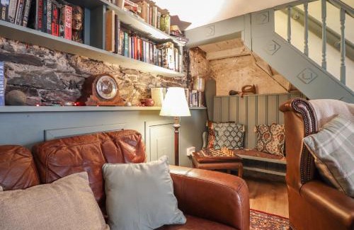 Barmouth House | Pet-Friendly Tyn Y Coed Cottage with High Guest Ratings