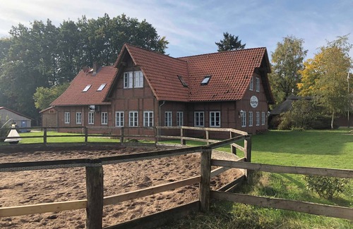 Hechthausen Apartment | Cozy Type B7 Log Cabin with Oceanfront Views and Pool