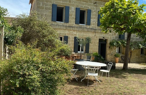 Saint-Philippe-dAiguille House | Elegant Girondine House with Private Pool near St Emilion