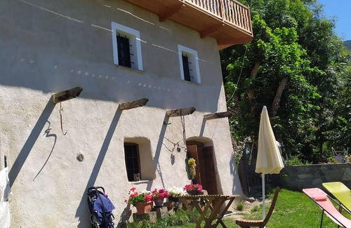 La Magdeleine Cottage | Historic Period House with Spa and Pet-Friendly Amenities