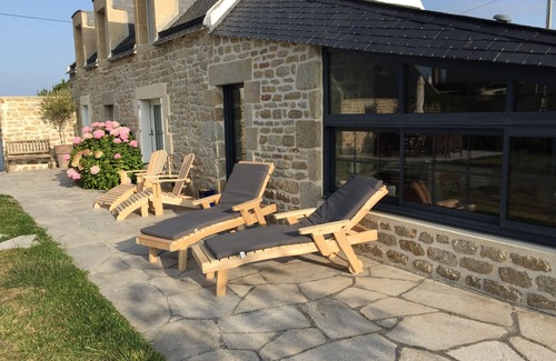 Penmarch House | Renovated Brittany Fisherman House Near the Beach with Spa