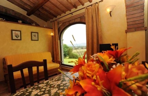 Fighille Other | Charming Farmhouse Apartment with Pool & Panoramic Views