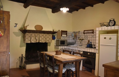 Lubriano Cottage | Idyllic Countryside Retreat Between Orvieto and Lake Bolsena